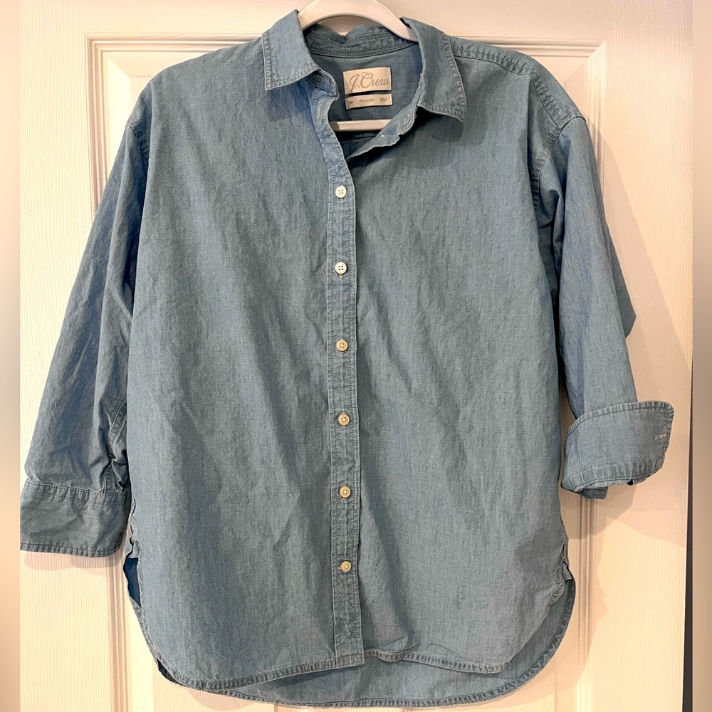 JCrew petite classic relaxed denim button up top, 6P
